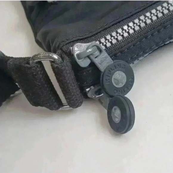 Kipling womens Durable Messenger Bag - Picture 6 of 12